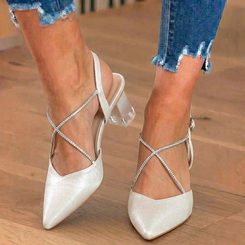 Graceful Orthopedic Sandals for Modern Look